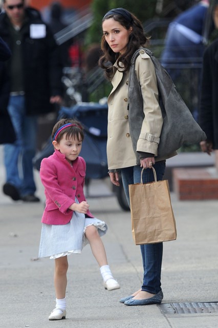 Lainey Gossip Entertainment Update|Rose Byrne: fringe or no fringe?